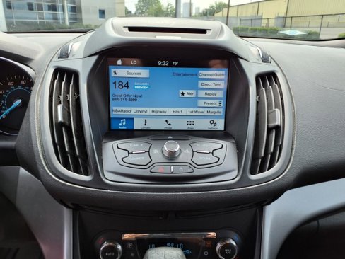 Used 2016 Ford Escape SE w/ SE Chrome Package image 16