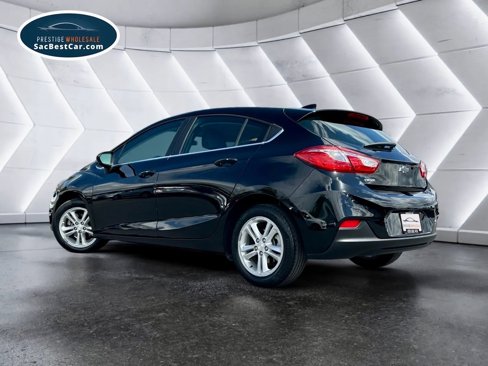 Used 2017 Chevrolet Cruze LT w/ Convenience Package image 6