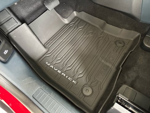 New 2025 Ford Maverick XLT image 33
