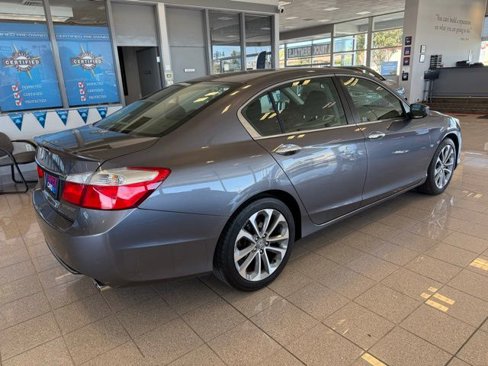 Used 2014 Honda Accord Sport image 3