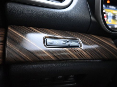 Used 2016 Nissan Maxima Platinum w/ Interior Lighting Package image 28