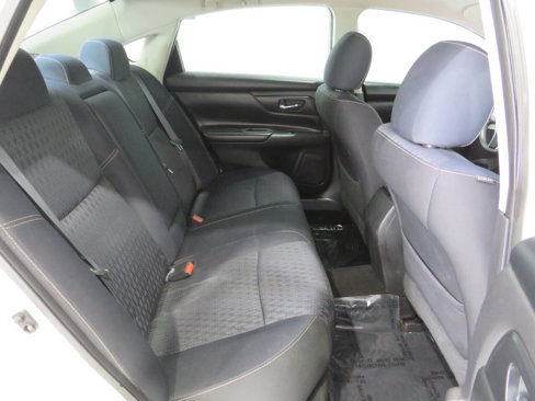Used 2016 Nissan Altima 2.5 S w/ Power Driver Seat Package image 11