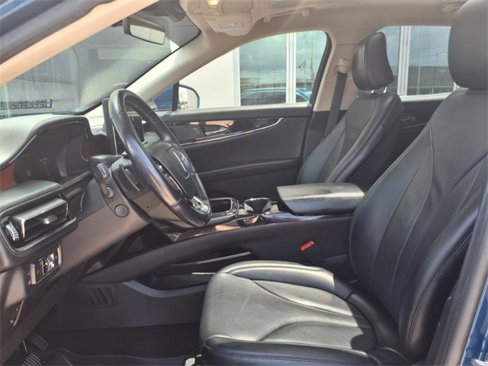 Used 2021 Lincoln Nautilus Reserve image 18