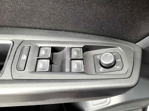 Used 2018 Volkswagen Atlas SEL Premium image 38