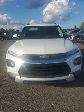Used 2023 Chevrolet TrailBlazer LT w/ Convenience Package image 2