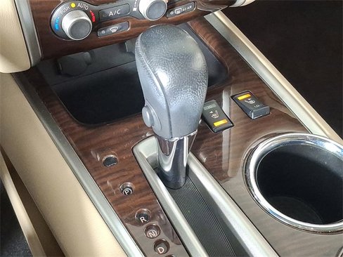 Used 2016 Nissan Pathfinder SL w/ SL Tech Package image 17