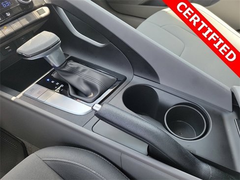 Used 2024 Hyundai Elantra SEL image 12