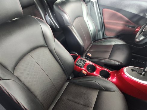 Used 2011 Nissan Juke SL w/ Sport Pkg image 9