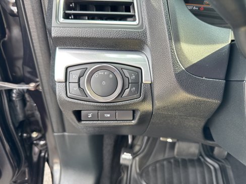 Used 2019 Ford Explorer Limited w/ Class III Trailer Tow Package image 50