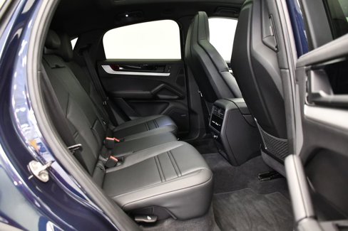 Certified 2024 Porsche Cayenne S image 57