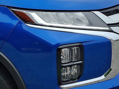 Used 2021 Mitsubishi Outlander Sport ES image 9