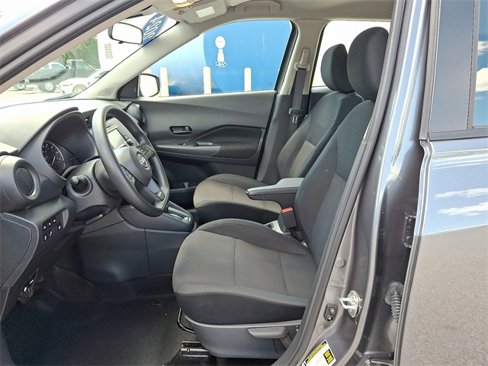 Used 2024 Nissan Kicks S image 16