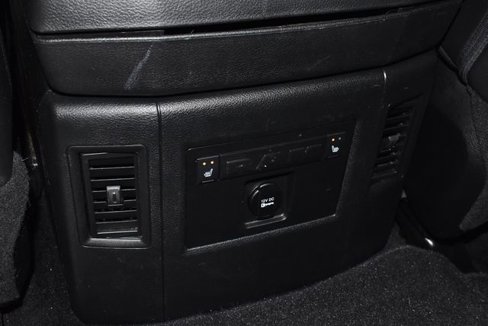 Used 2016 RAM 1500 Laramie w/ Convenience Group image 36