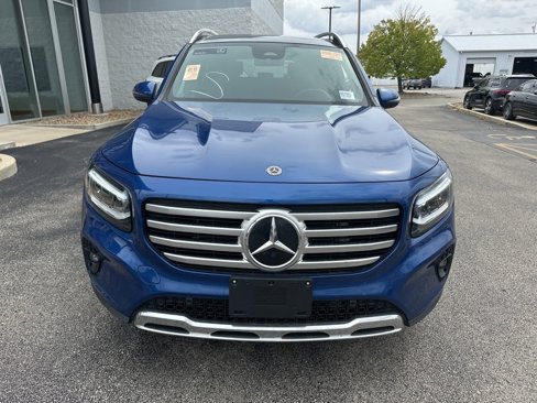 Used 2024 Mercedes-Benz GLB 250 4MATIC image 3