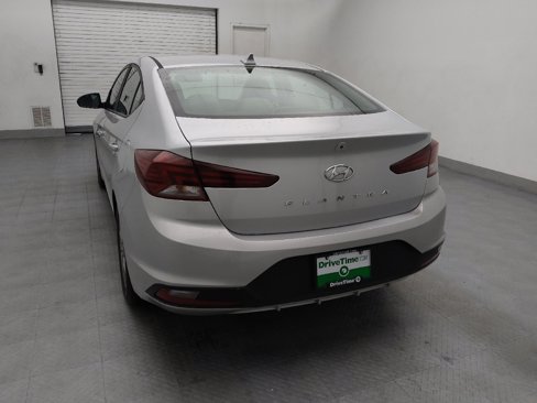 Used 2019 Hyundai Elantra SEL image 6