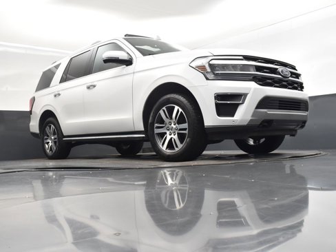 Used 2023 Ford Expedition Limited image 45