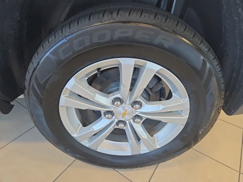 Used 2015 Chevrolet Equinox LT w/ Driver Convenience Package image 10