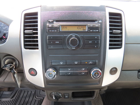 Used 2011 Nissan Xterra S image 16