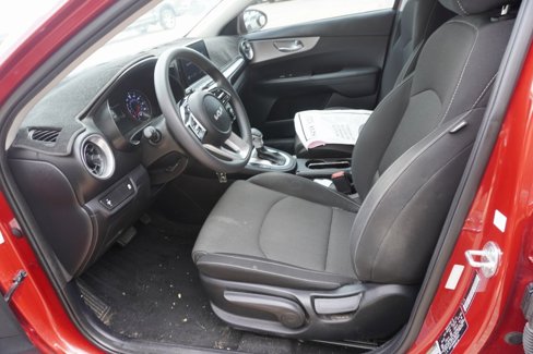 Used 2022 Kia Forte LXS image 7