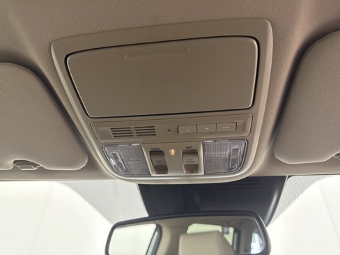Used 2019 Honda CR-V Touring image 11