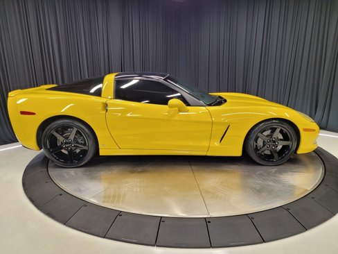 Used 2007 Chevrolet Corvette Coupe w/ Preferred Equipment Group image 13