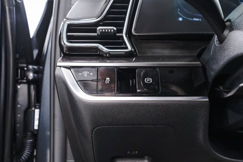 Used 2024 Kia Sportage EX image 20
