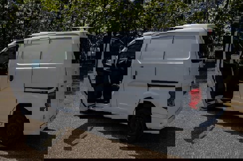Used 2020 Nissan NV200 SV w/ Sliding Glass Door Package image 7