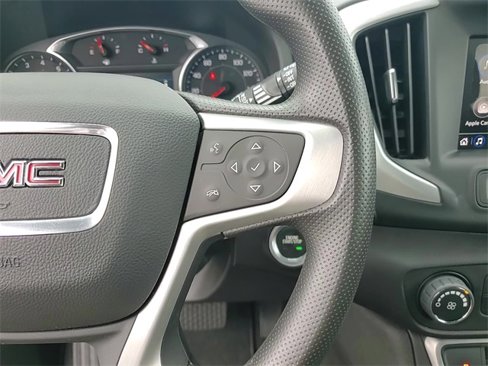 Certified 2023 GMC Terrain SLE w/ Elevation Edition image 17