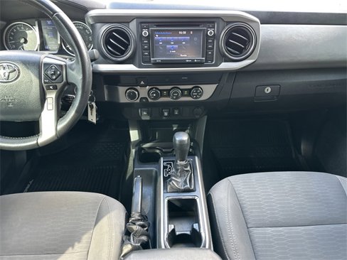 Used 2019 Toyota Tacoma SR5 image 13