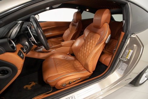 Used 2012 Ferrari FF image 3