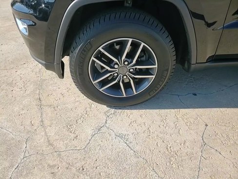 Used 2019 Jeep Grand Cherokee Limited image 9
