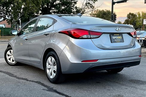 Used 2016 Hyundai Elantra SE image 8