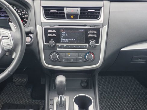 Used 2017 Nissan Altima 2.5 SR image 28