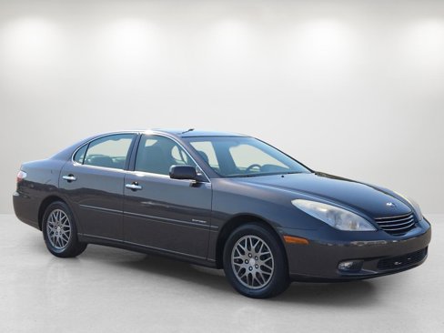 Used 2004 Lexus ES 330 image 4
