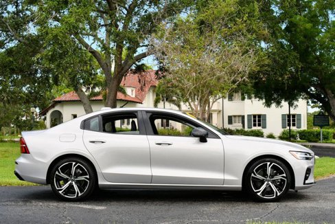 Used 2024 Volvo S60 B5 Core w/ Climate Package image 33