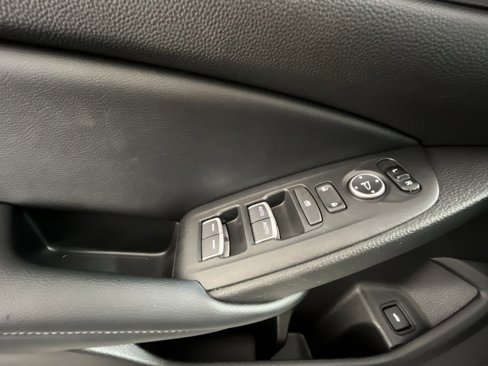 Used 2018 Honda Accord Sport image 15