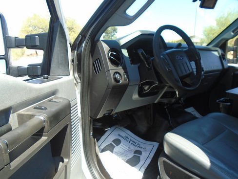 Used 2013 Ford F250 XL w/ PWR Equipment Group image 9