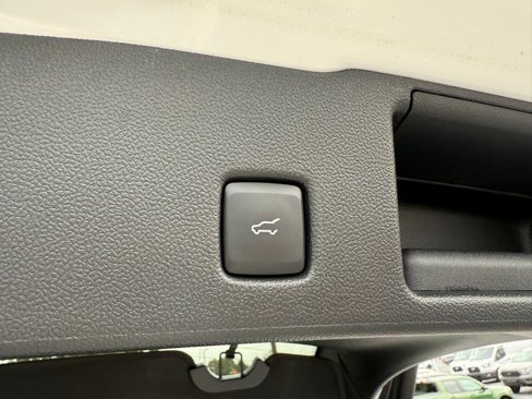 Used 2023 Ford Escape ST-Line Elite image 33
