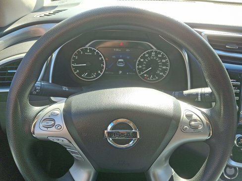 Used 2018 Nissan Murano S image 20