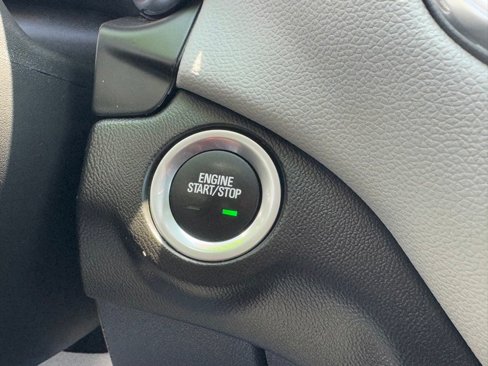 Used 2023 Chevrolet Equinox LT image 27