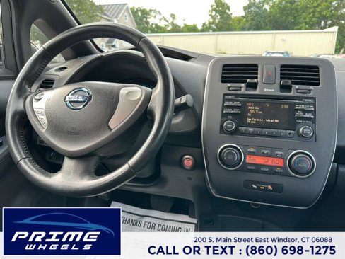 Used 2013 Nissan Leaf S image 20