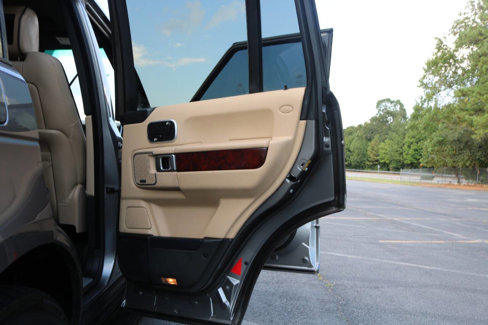 Used 2010 Land Rover Range Rover Supercharged image 41