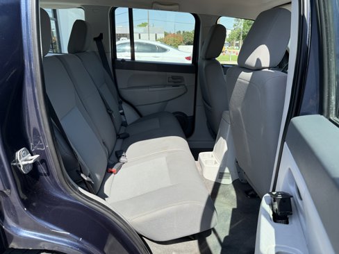 Used 2008 Jeep Liberty Sport image 13