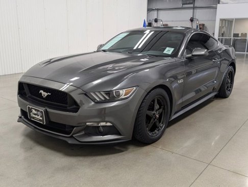 Certified 2017 Ford Mustang GT Premium image 4