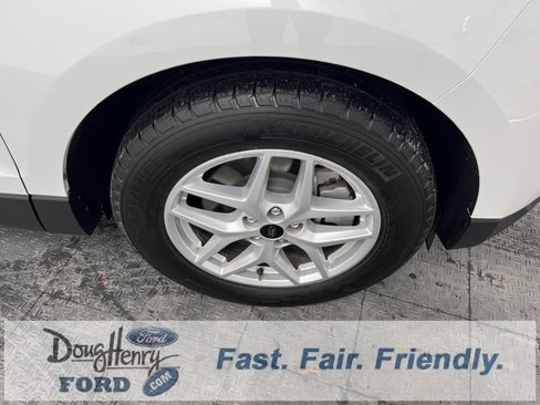 Used 2024 Ford Edge SEL image 16