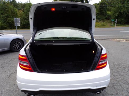 Used 2013 Mercedes-Benz C 300 4MATIC Sedan image 37