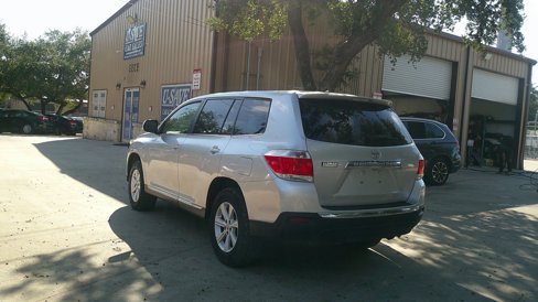 Used 2012 Toyota Highlander FWD image 7