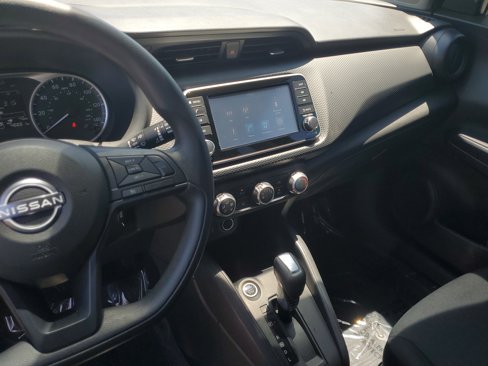 Certified 2024 Nissan Kicks S image 23