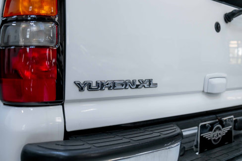 Used 2006 GMC Yukon XL 2500 SLT w/ SLT Preferred Equipment Group image 30