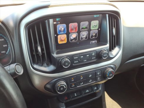 Used 2017 Chevrolet Colorado LT w/ LT Convenience Package image 6